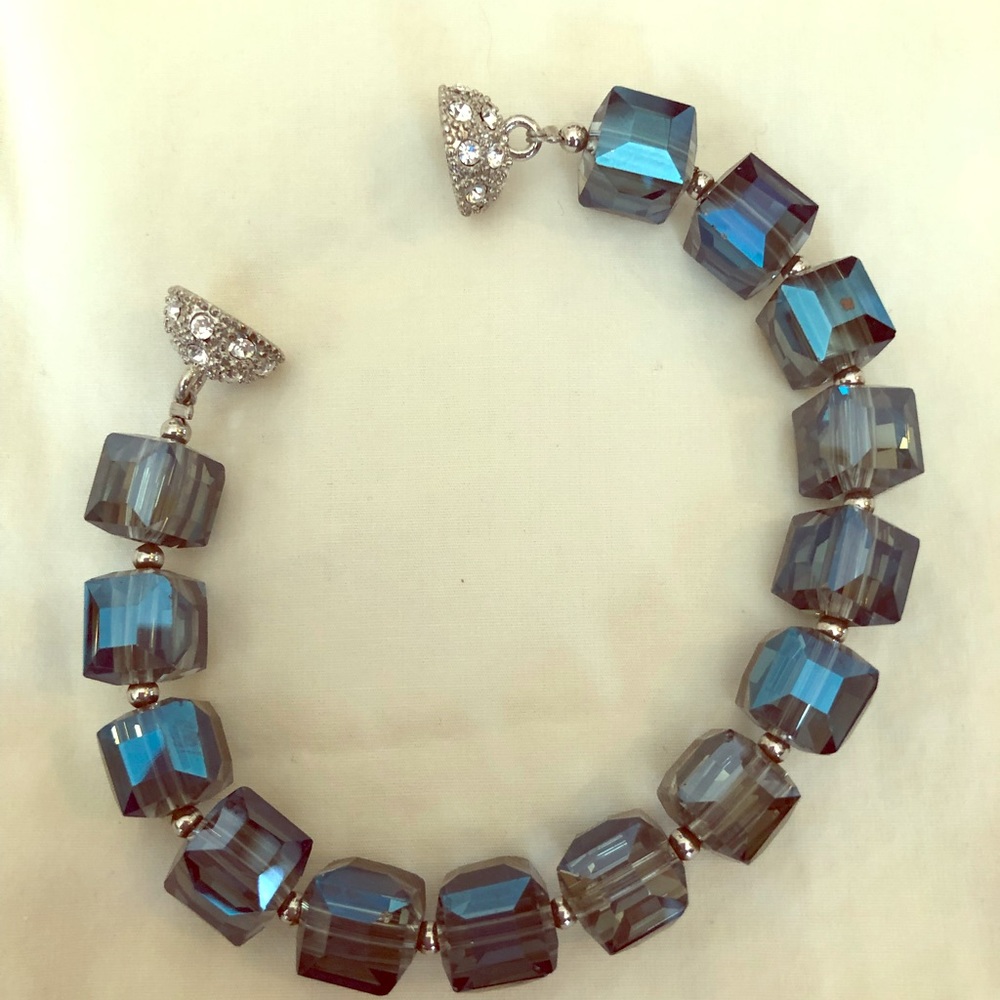 Magnetic bracelet